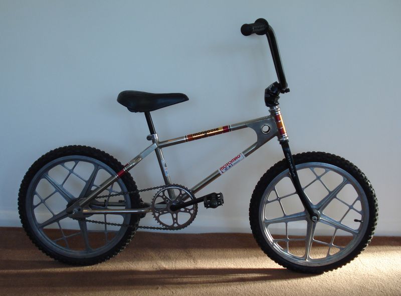 mongoose la familia frame